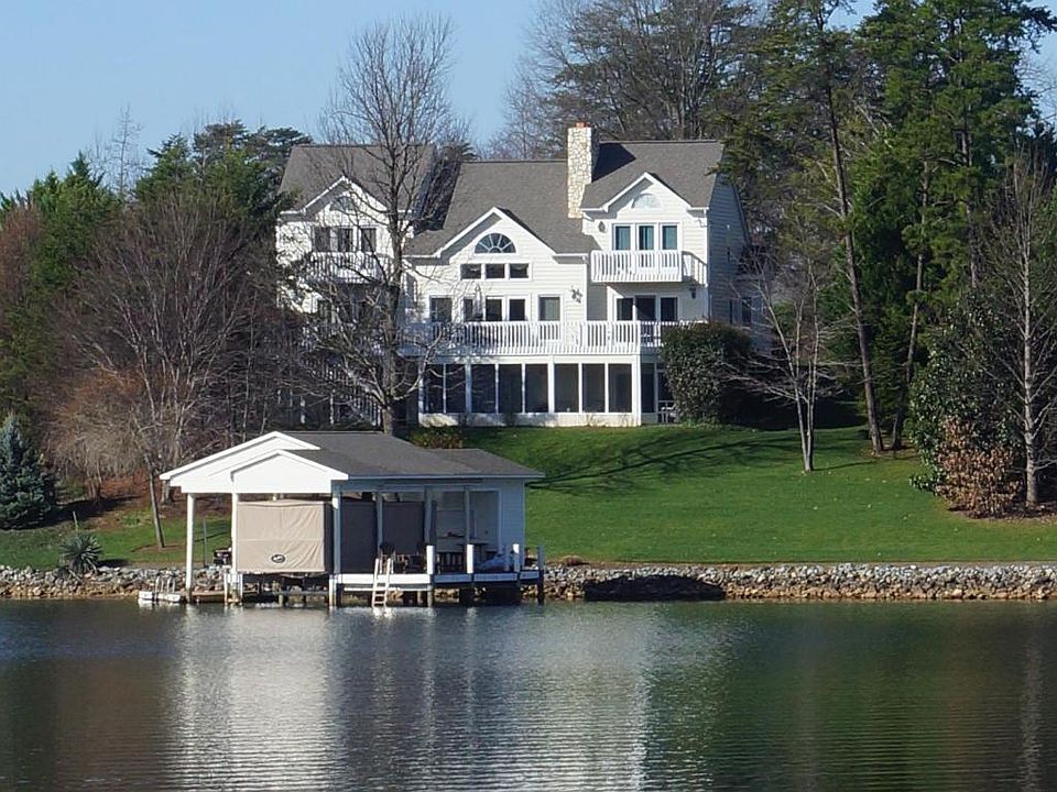 1st image of 86 Sailboat Ln