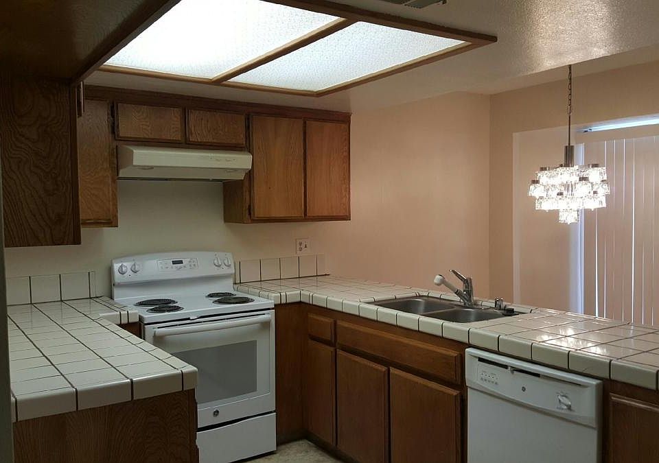 1st image of 4600 Beechwood St APT 117