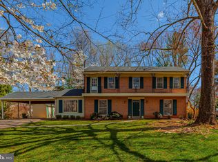 12632 Saint James Rd, Rockville, MD 20850