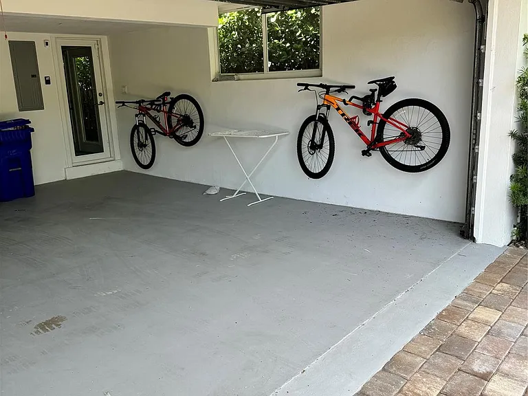 2020 Coral Reef Dr — Photo 37