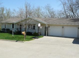 625 N 3rd St, Centerville, IA 52544