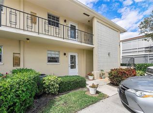 2202 NE 36th St APT 18, Lighthouse Pt, FL 33064