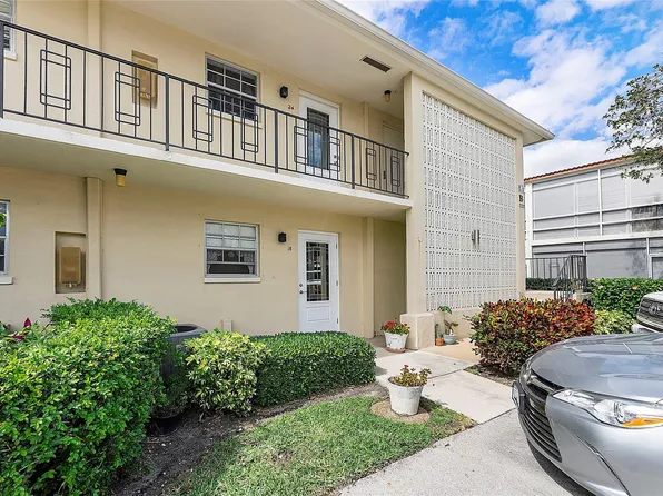 2202 NE 36th Street #18, Lighthouse Point, FL 33064