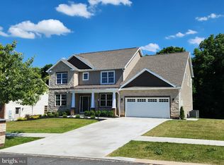 230 Banyan Dr, State College, PA 16801