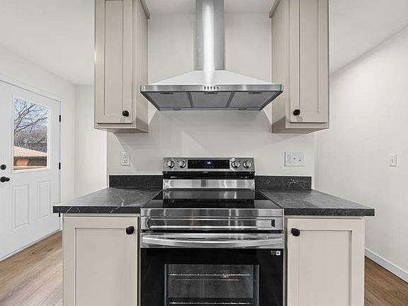 4th image of 793 N Carter #35