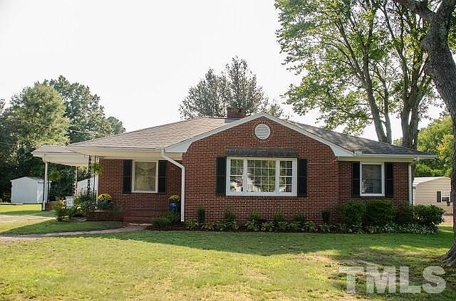 1st image of 207 Maplewood St