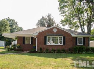 207 Maplewood St, Oxford, NC 27565