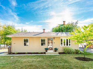 124 S Chestnut Dr, Streamwood, IL