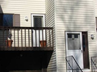 12 Oak Forest Dr, Manchester, CT 06042