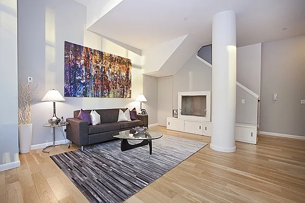 Sold by Nest Seekers International | media 2