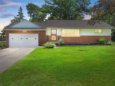 7867 Ridge Rd, Parma, OH, 44129
