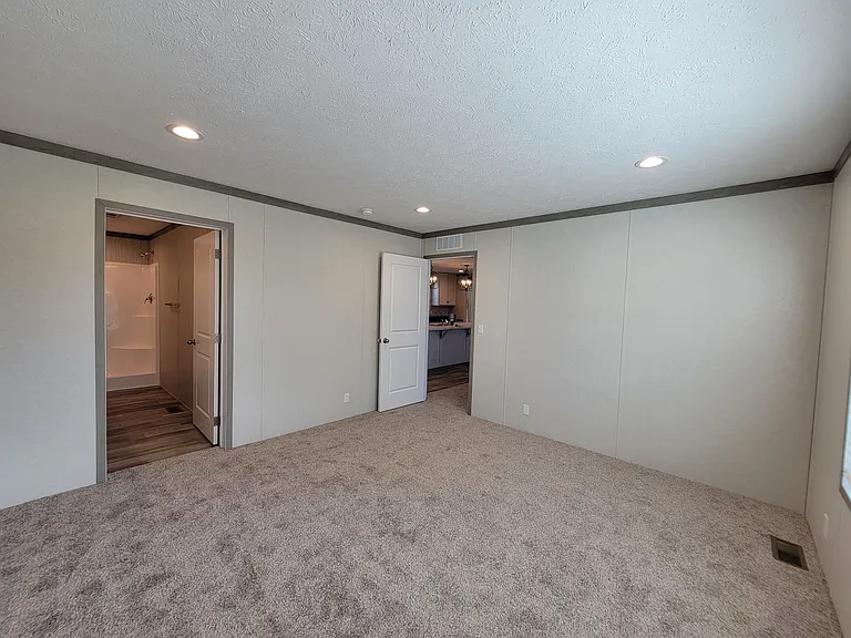 5080 Cove Ct #138 — Photo 10