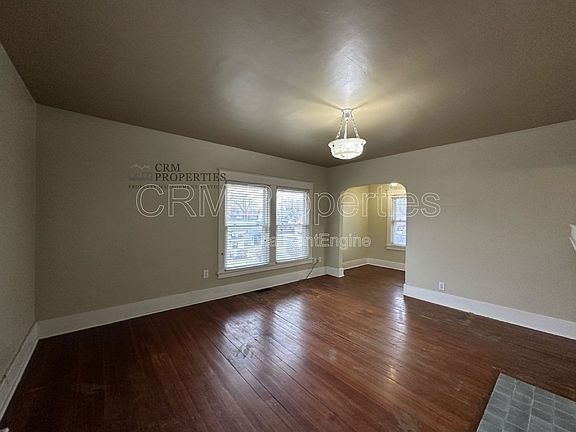 5th image of 225 Kingston Rd #3