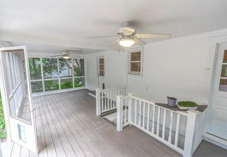 330 E Maine Ave — Photo 20