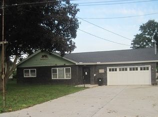 1715 S Main St, Princeton, IL 61356