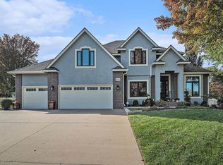 3627 SW Blue Inn Rd, Topeka, KS 66614