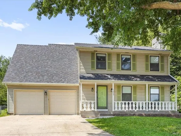 1305 N Hunter Dr, Olathe, KS 66061