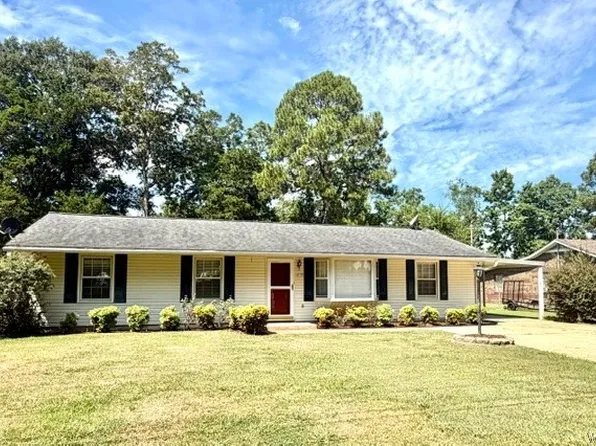 1210 Southmont Dr, Demopolis, AL 36732