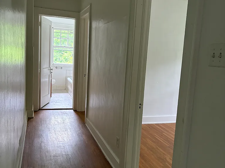 320 Lincoln Ave — Photo 13
