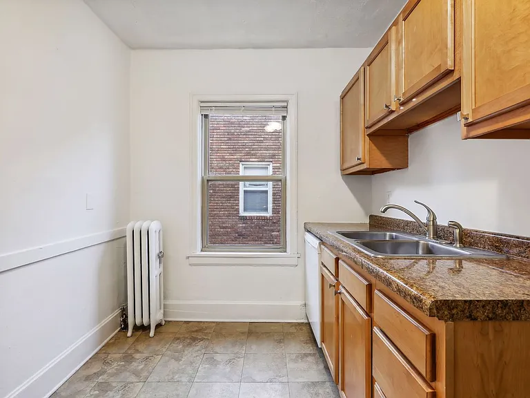 1708 Grand Ave — Photo 9