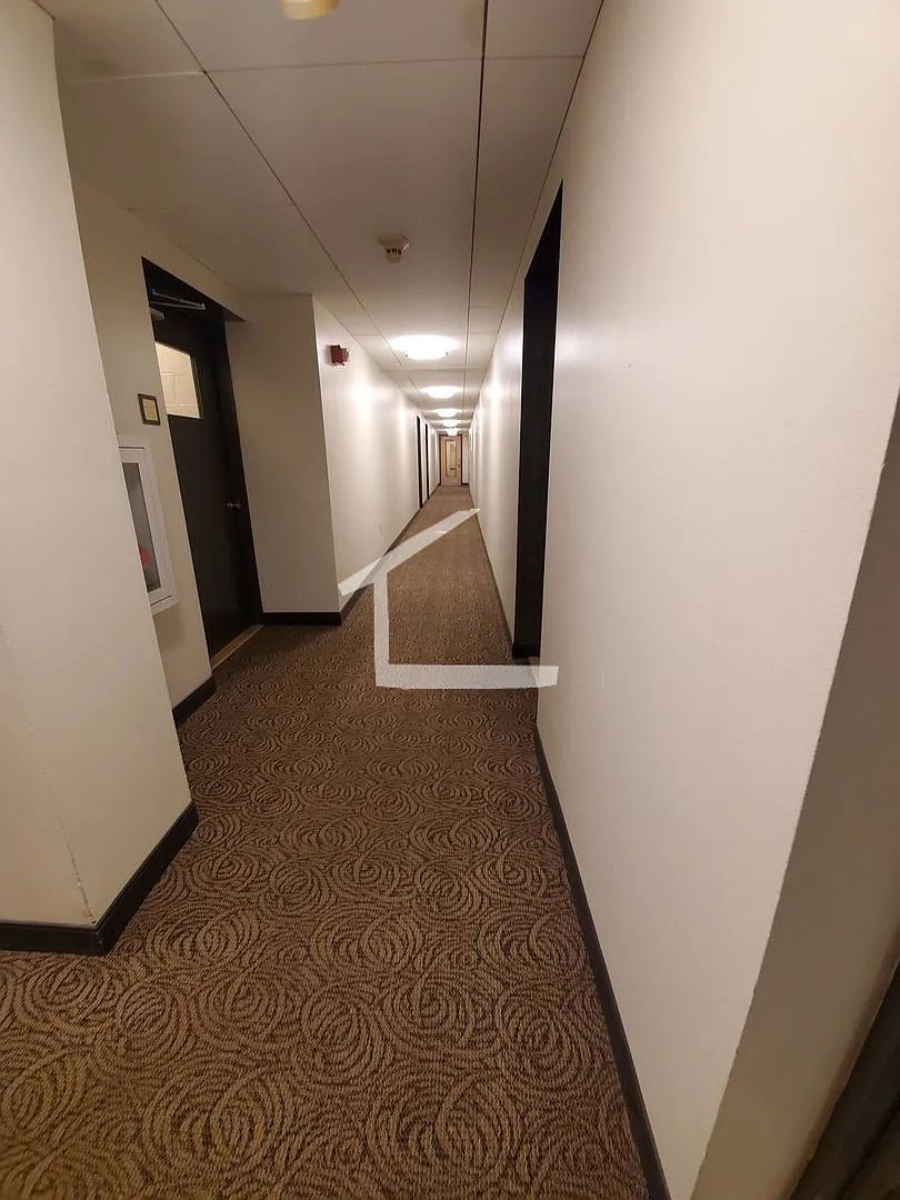 Building Photo - 11B Camelot Ct #4A