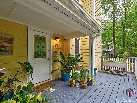 3rd image of 7090 Hickory Drive