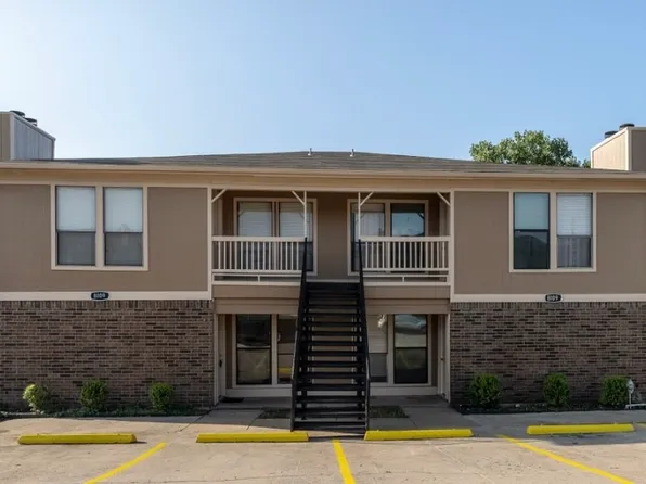 8109 Foxfire Ln, White Settlement, TX 76108