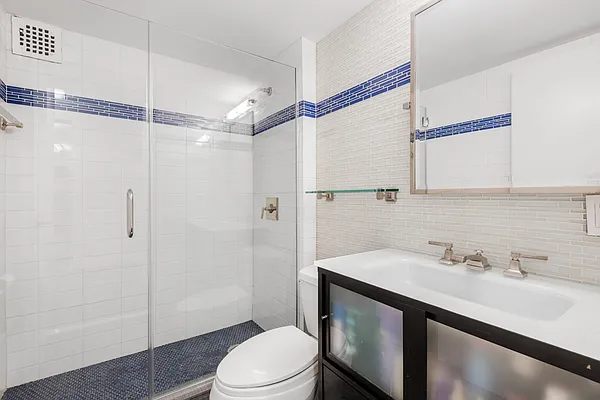 Sold by Bradley Rothschild Real Estate | media 4