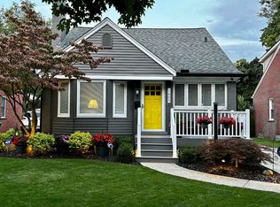 1605 Mansfield Rd, Birmingham, MI 48009