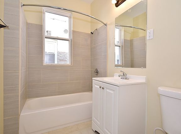 5th image of 735 N Central Park Ave