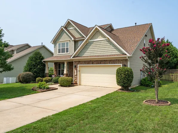 703 Fairway Dr, Mebane, NC 27302