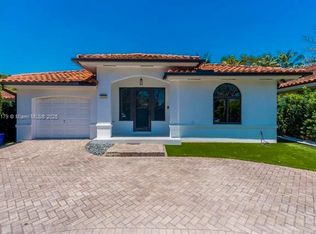 1543 Bird Rd, Coral Gables, FL 33146