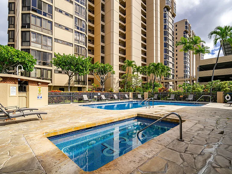 5070 Likini St #1 — Photo 11