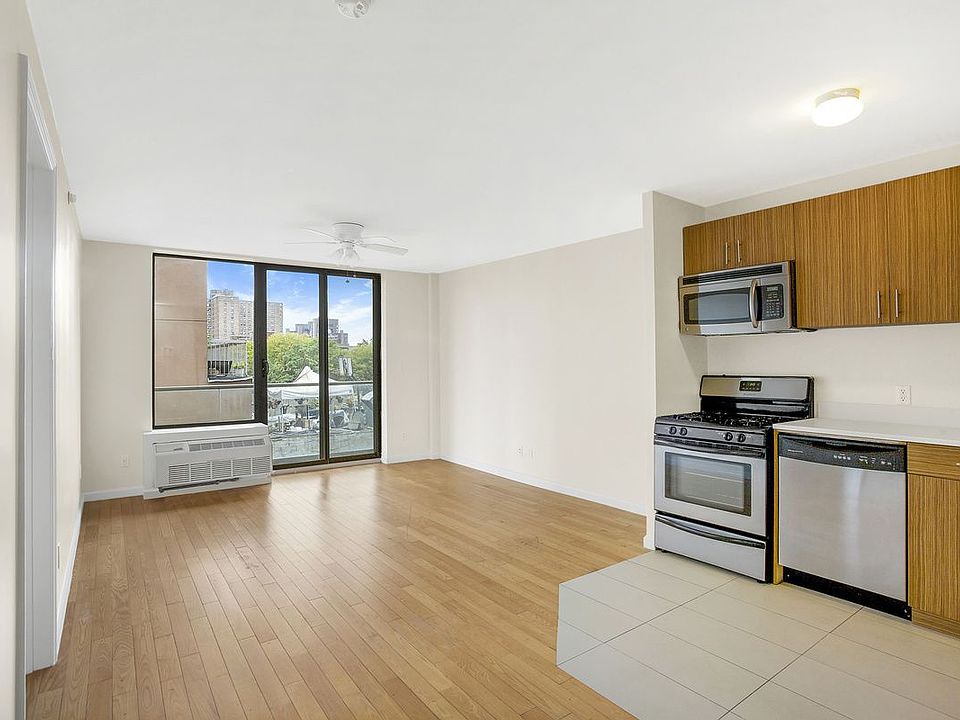 1st image of 226 Montrose Ave APT 3B