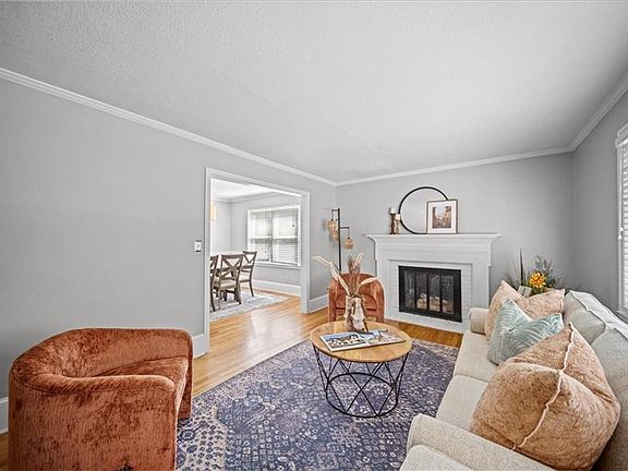 3rd image of 5417 Rosewood St