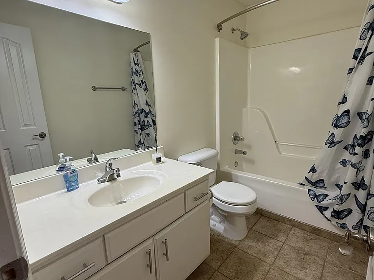1252 Ballater Dr — Photo 16