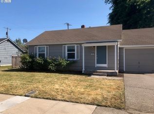 1385 Parker St, Springfield, OR 97477