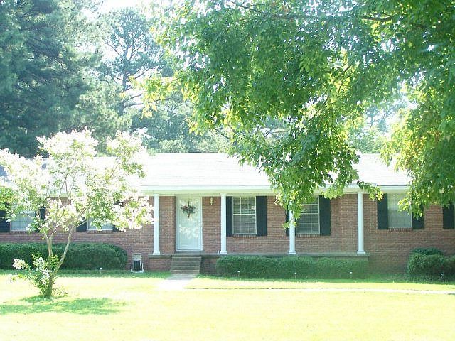 1st image of 201 Moore Dr