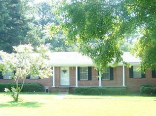201 Moore Dr, Batesville, MS 38606