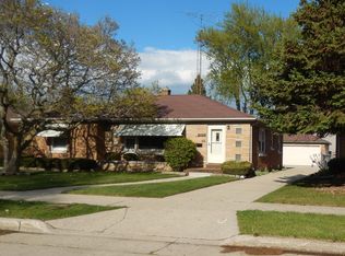 7619 19th Ave, Kenosha, WI 53143