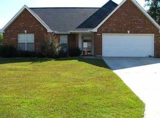 14327 Oakview Cir, Vancleave, MS 39565