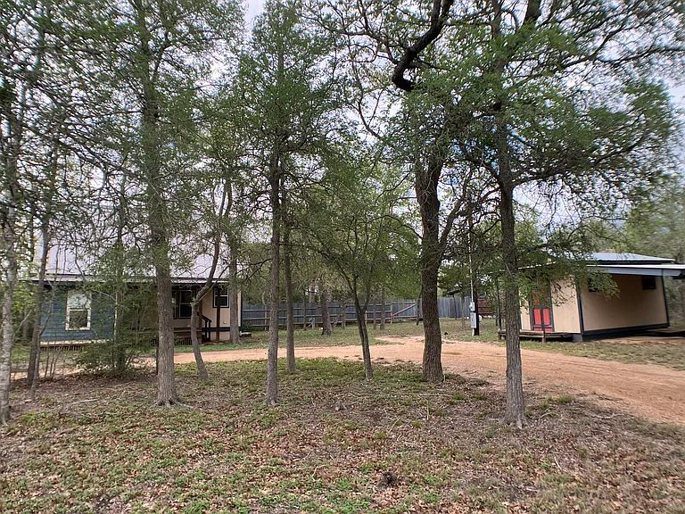 Centeer Yard