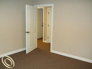 4th image of 88 Kercheval Ave