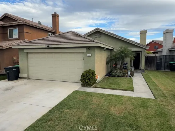 864 Award Dr, Colton, CA 92324