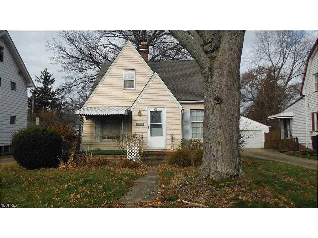 17404 Elsienna Ave photo 1