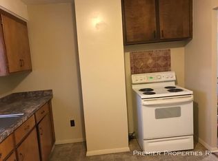 663 Bernon St APT 2, Woonsocket, RI 02895