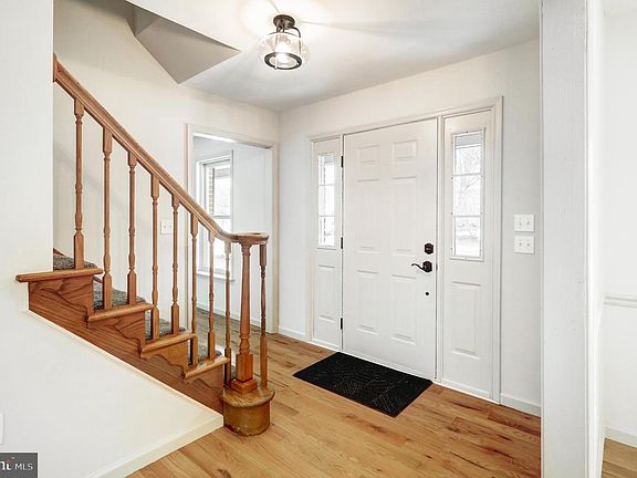 2nd image of 152 Kings Gate Dr