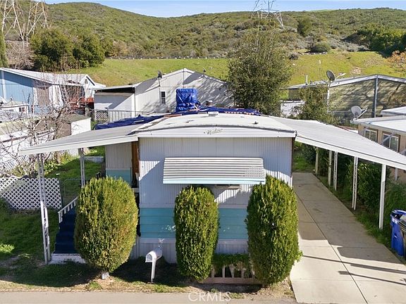 2nd image of 36200 Paradise Ranch Rd