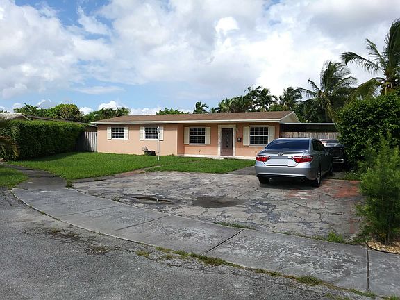3rd image of 16720 NW 72nd Ct
