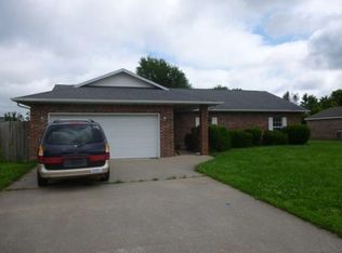 1009 E Green Acres Dr, Rogers, AR 72758